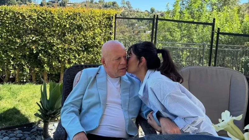 Esposa de Bruce Willis revela como contou às filhas sobre mudança de casa