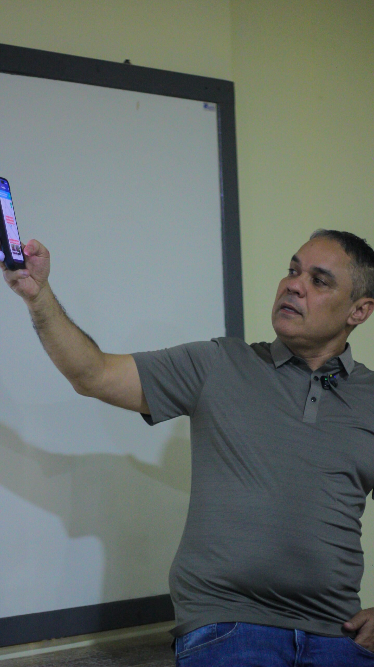 “População foi prejudicada”, diz coronel Vinícius Almeida sobre delegacia digital barrada por delegado Péricles