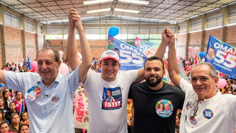 Simão Peixoto avança pelo interior do Amazonas e reúne multidão em Nova Olinda do Norte